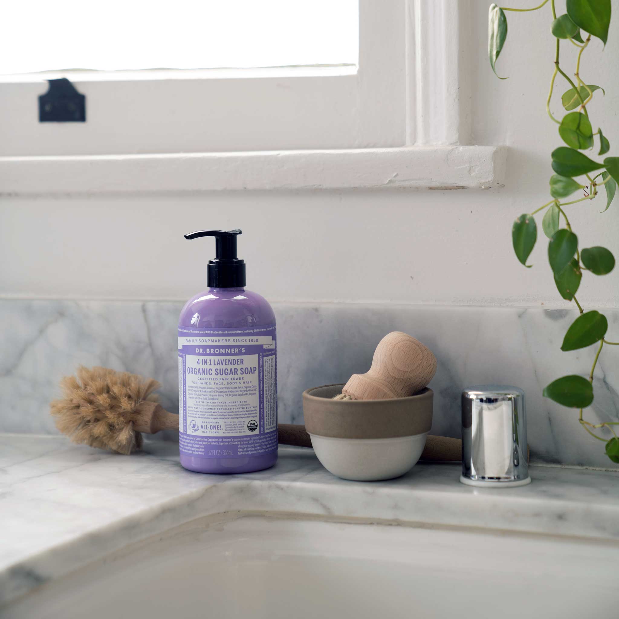 dr-bronners-organic-sugar-soap-12oz-lavender-2